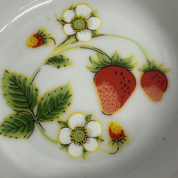 John Wagner & Sons Strawberry Basket Weave Small Bowl Ivyland PA Japan Trinket - Picture 5 of 9